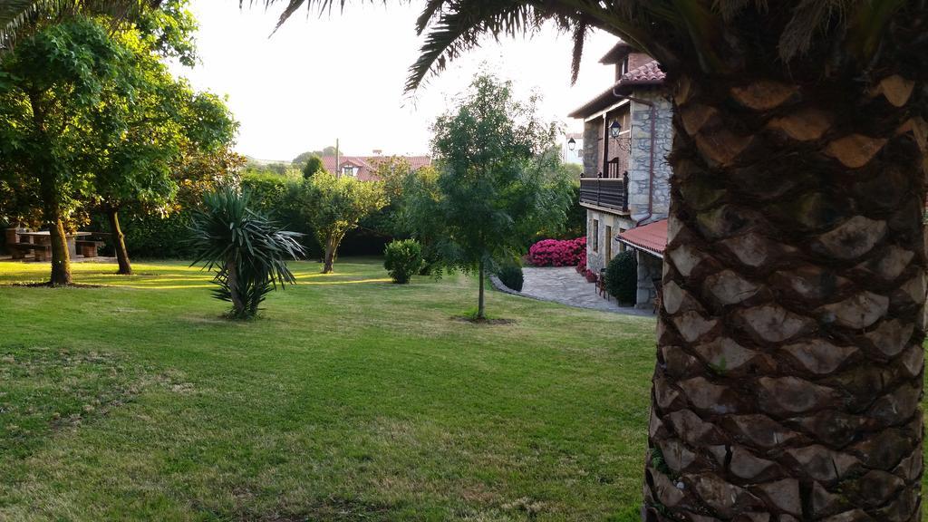 Posada San Tirso Tonanes Exterior photo